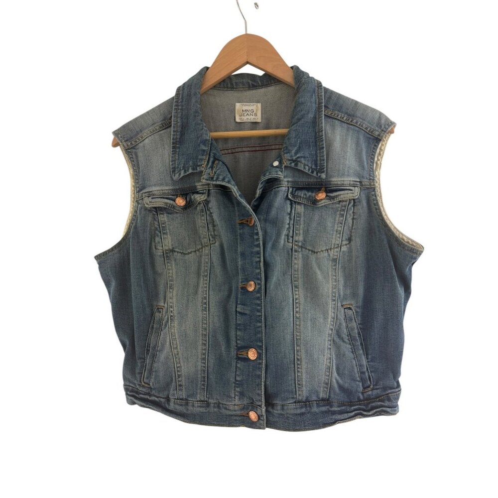 MNG Mango Denim Crop Jean Vest Jacket Sleeveless Size S‎ Medium Pockets Vintage